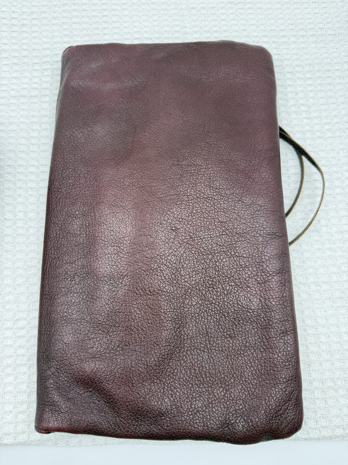balenciaga giant envelope clutch burgundy leather stock no 0143012