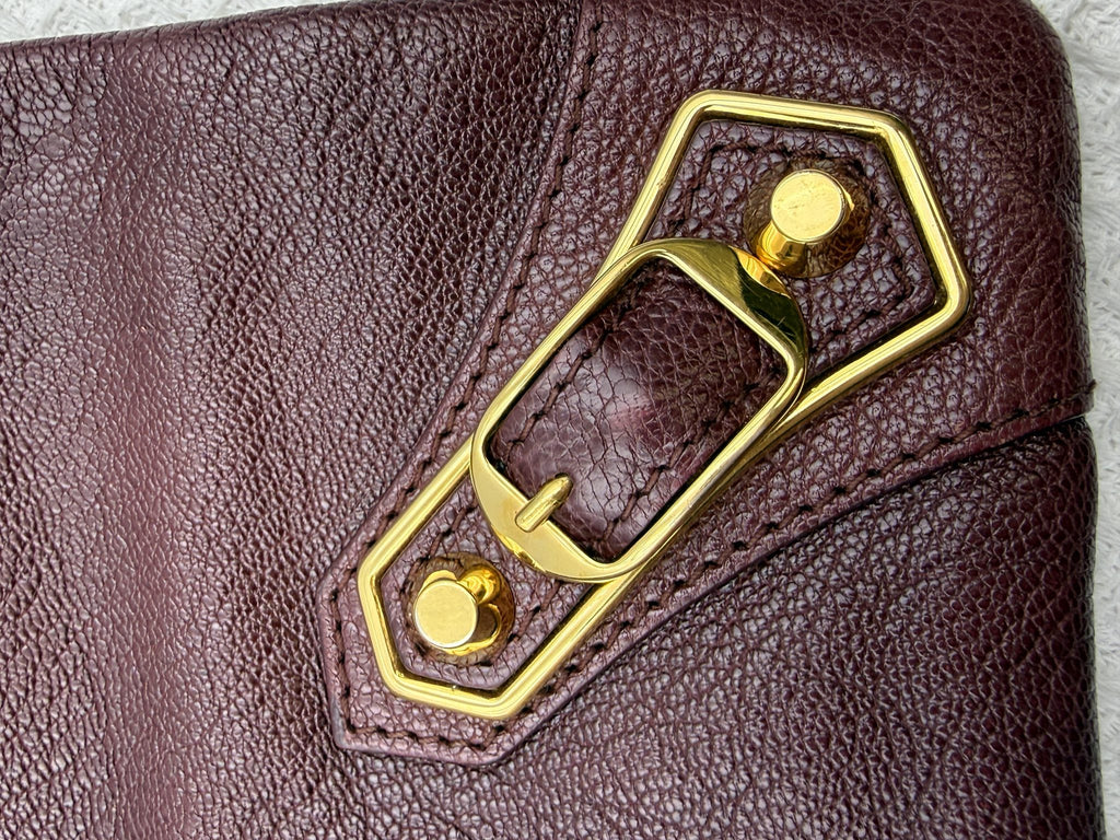 balenciaga giant envelope clutch burgundy leather stock no 0143012