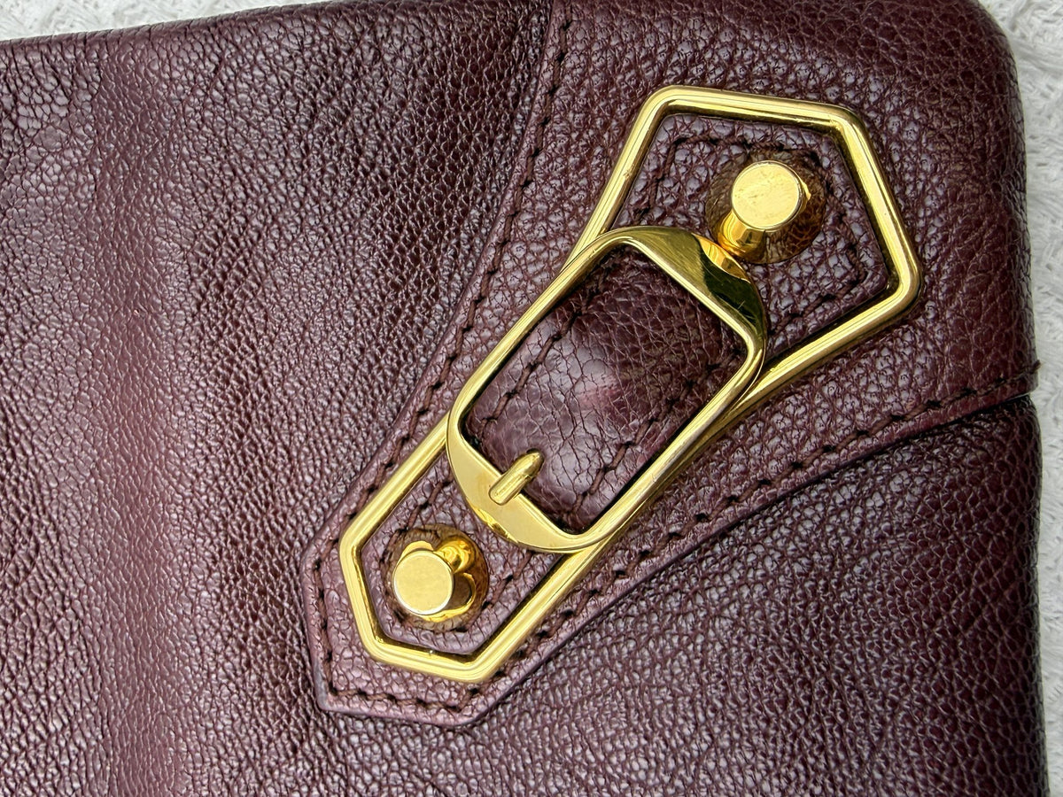 balenciaga giant envelope clutch burgundy leather stock no 0143012