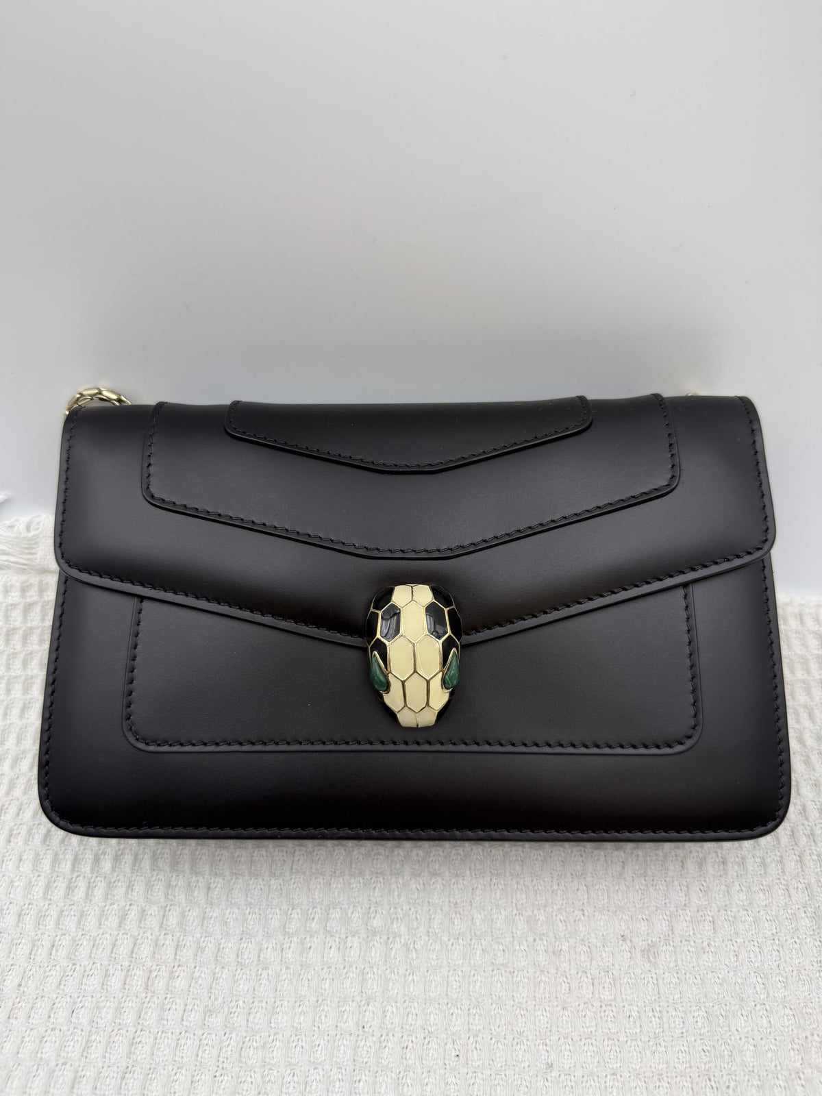 bvlgari serpenti forever black leather stock no 0259009