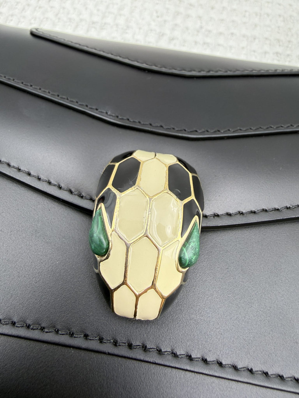 bvlgari serpenti forever black leather stock no 0259009