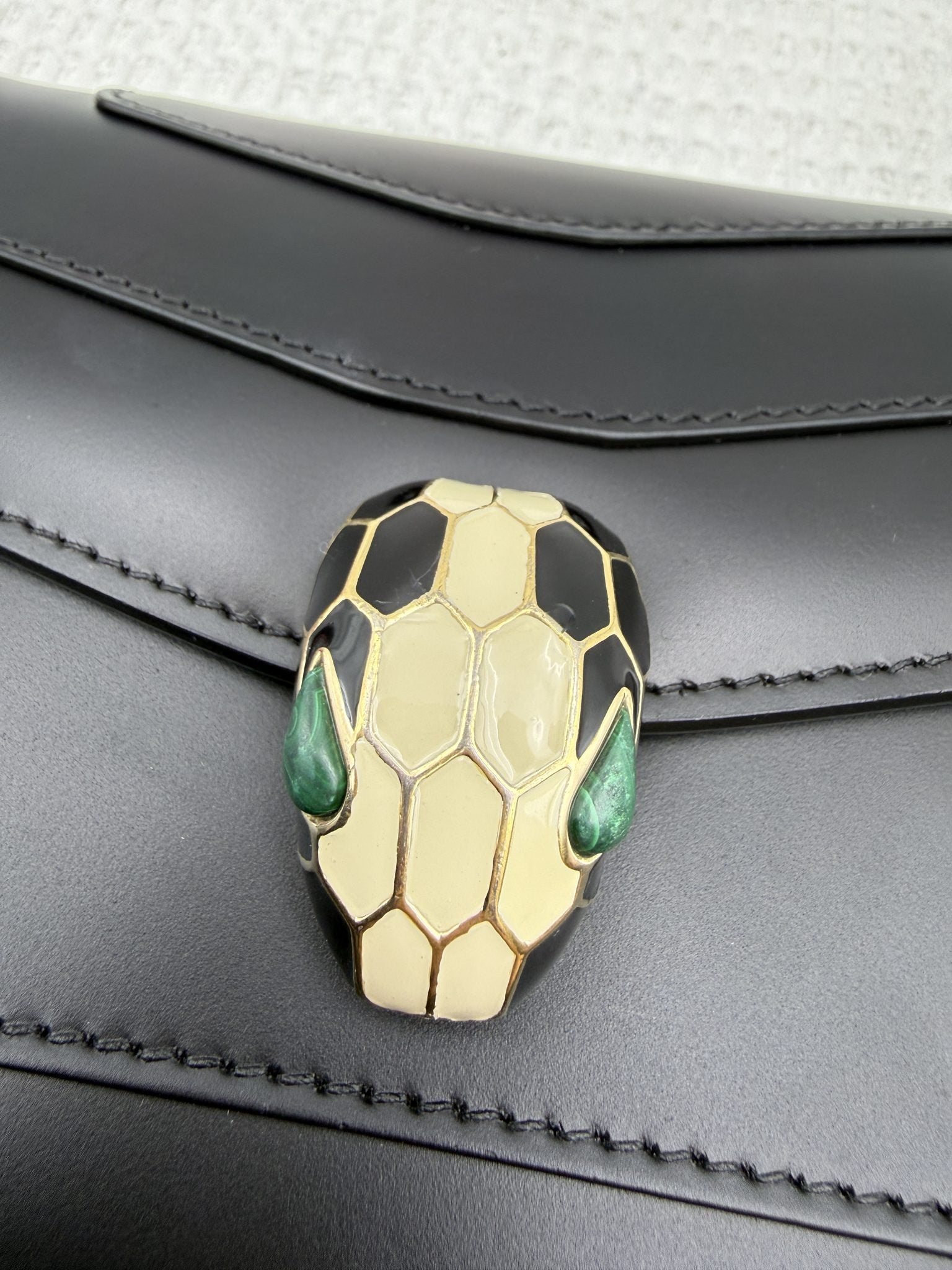 bvlgari serpenti forever black leather stock no 0259009