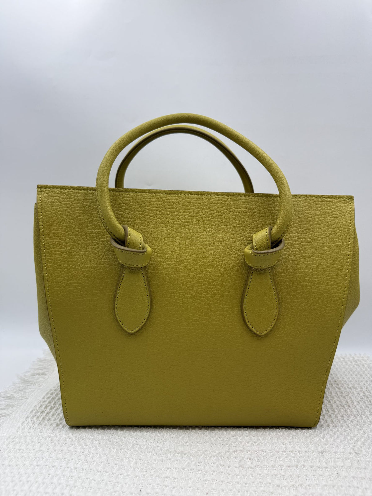 celine cabas phantom tote yellow pebbled leather stock no 0073179