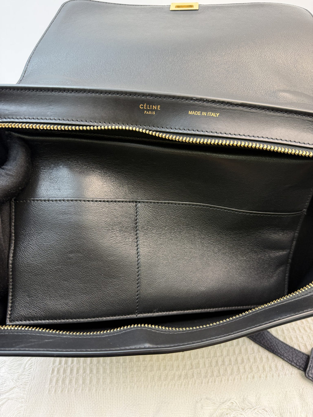 celine trapeze navy black and red leather and suede stock no 0073201