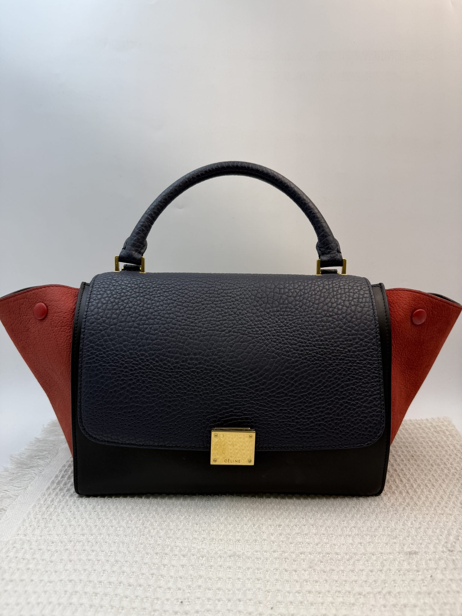 celine trapeze navy black and red leather and suede stock no 0073201