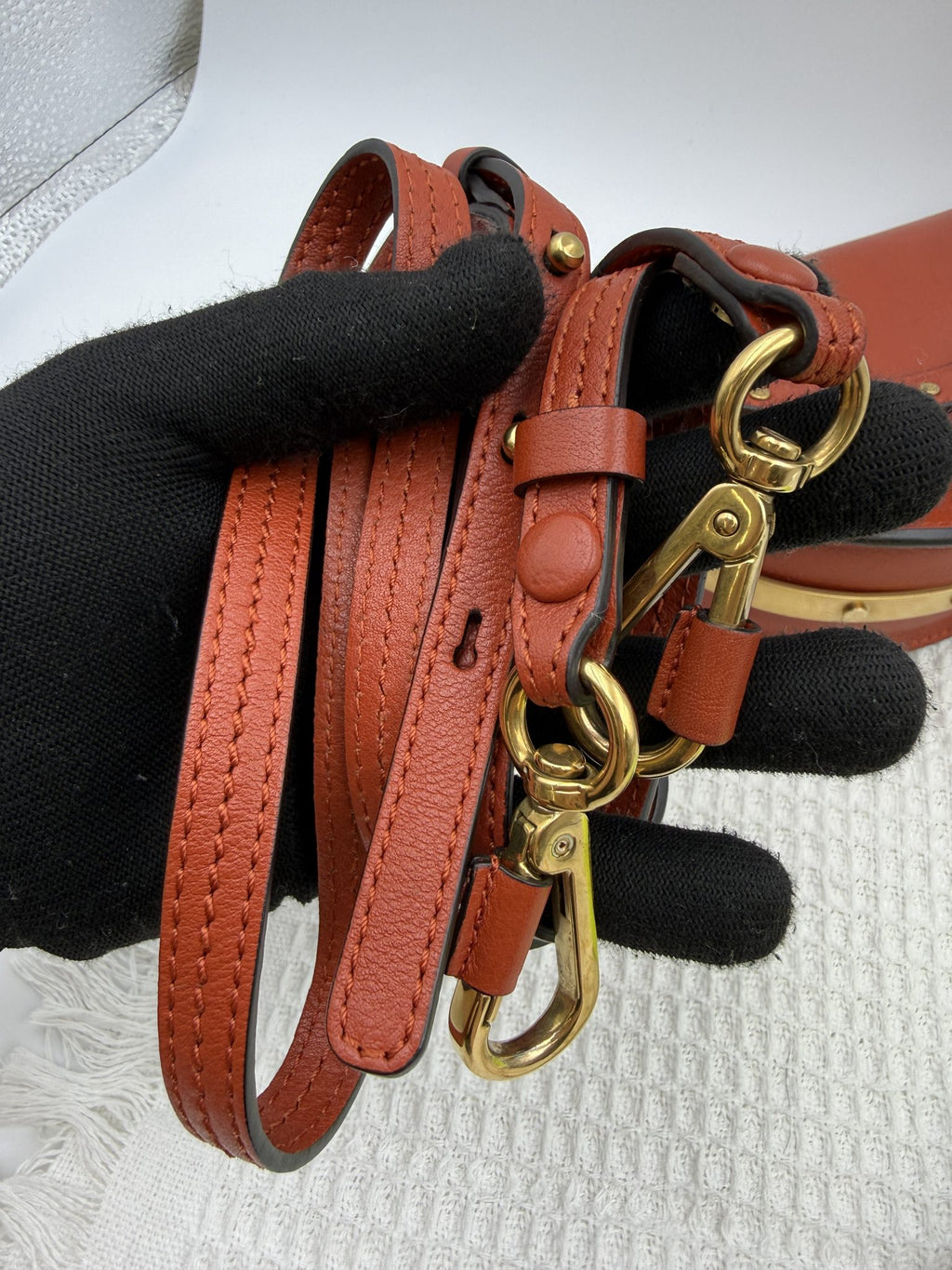 chlo nile cognac leather stock no 0350020