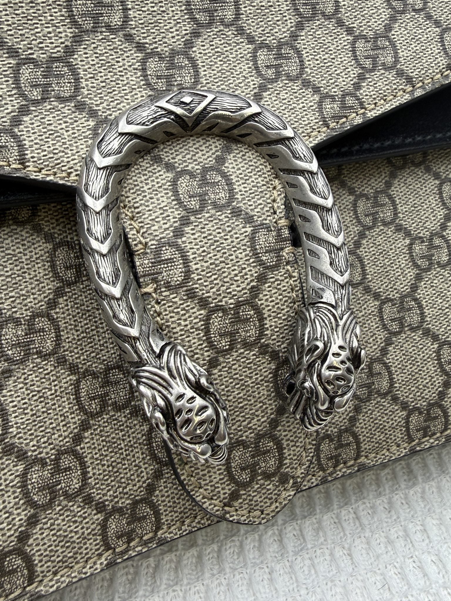 gucci dionysus gg supreme and black canvas and suede stock no 0073165