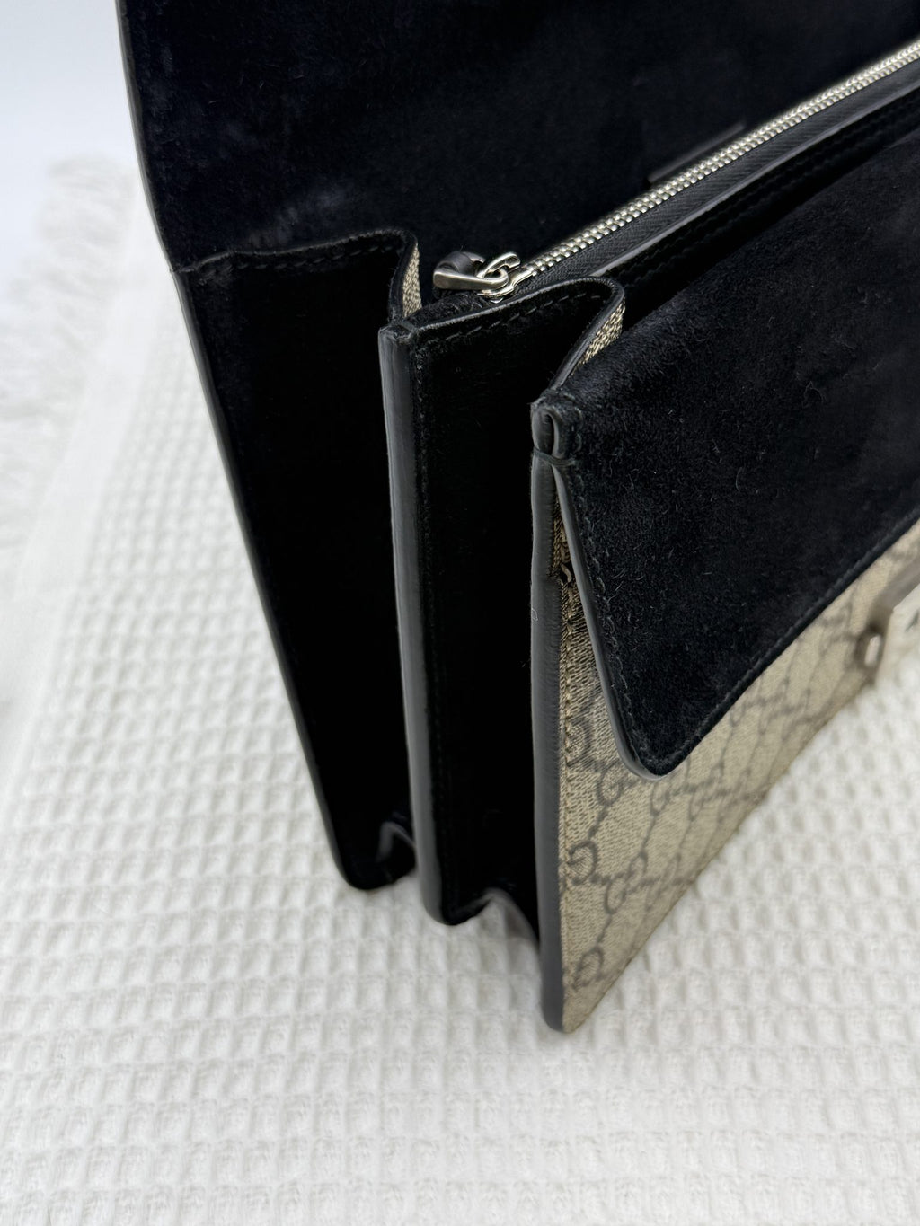 gucci dionysus gg supreme and black canvas and suede stock no 0073165