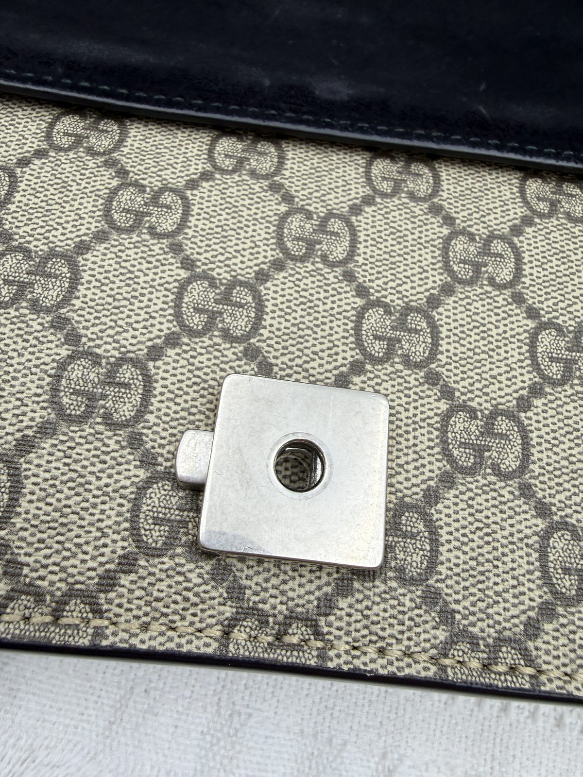 gucci dionysus gg supreme and black canvas and suede stock no 0073184