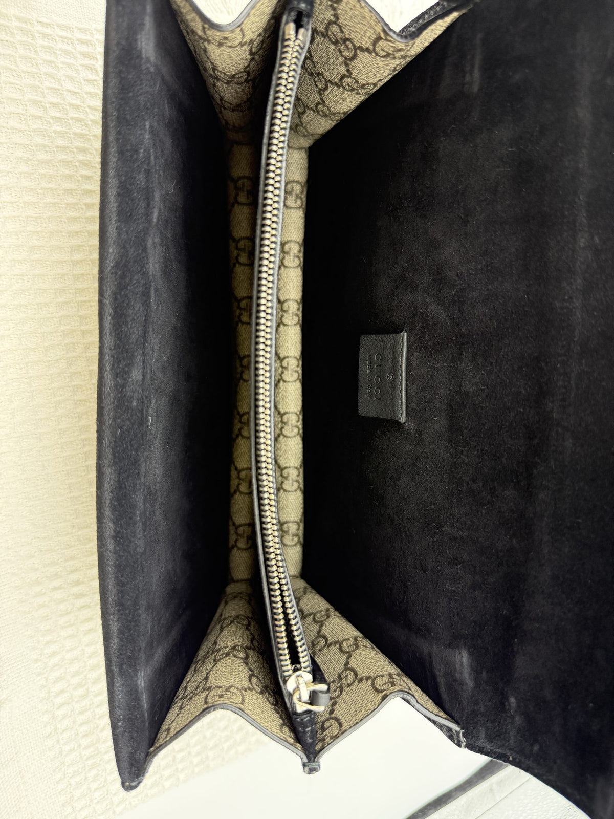 gucci dionysus gg supreme and black canvas and suede stock no 0073184