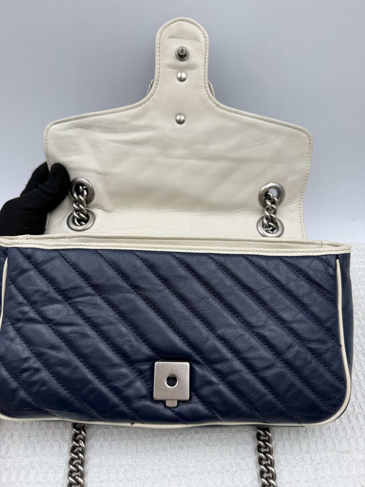 gucci dionysus blue and white leather stock no 0073134