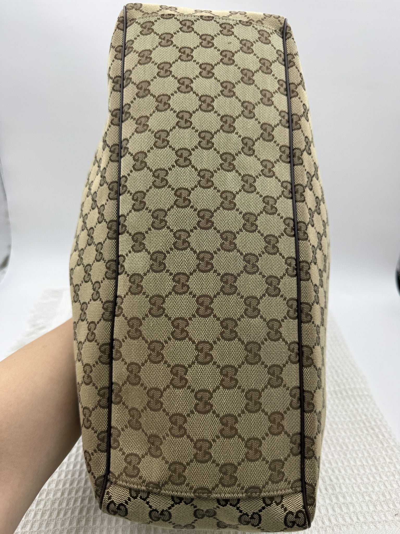 gucci horsebit gg supreme hobo beige and brown gg supreme canvas and leather stock no 0073249