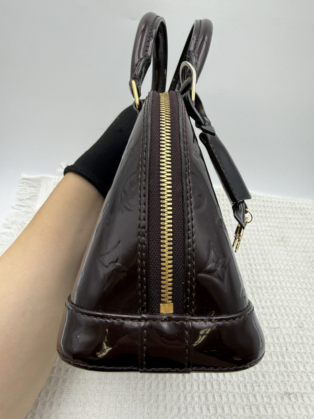 louis vuitton alma bb amarante monogram vernis leather stock no 0073178