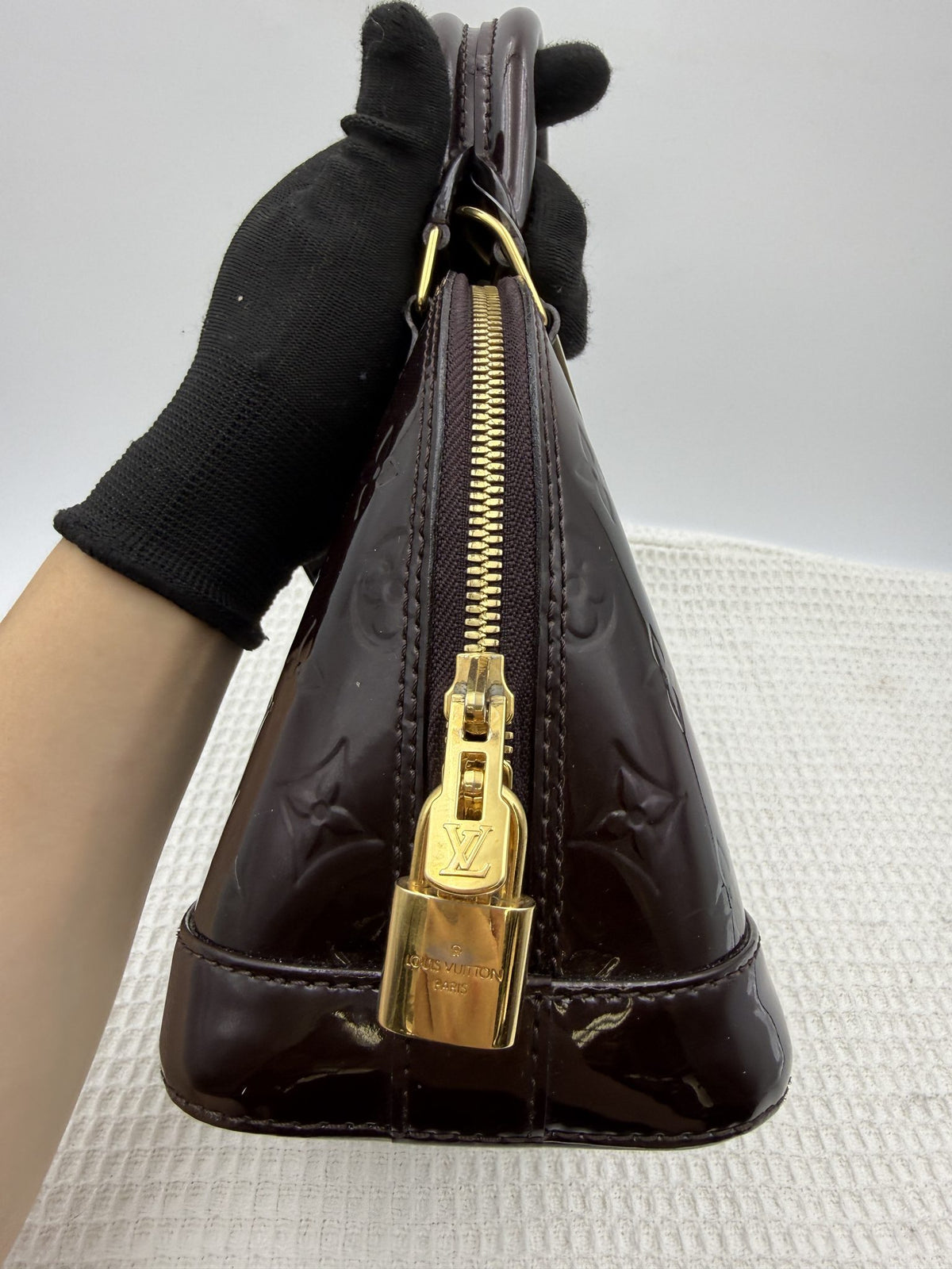 louis vuitton alma bb amarante monogram vernis leather stock no 0073178