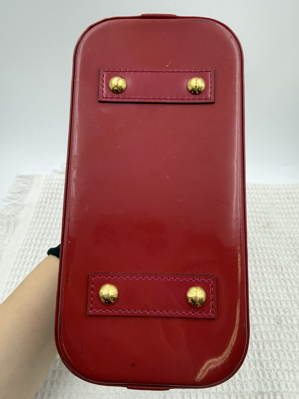 louis vuitton alma bb red monogram vernis leather stock no 0073192