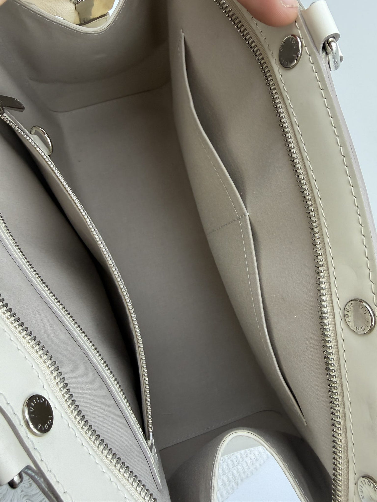 louis vuitton epi leather handbag ivory epi leather stock no 0073235