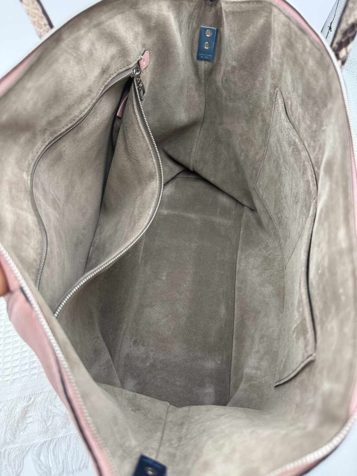 louis vuitton lockit mm pink and natural leather with python trim stock no 0177011