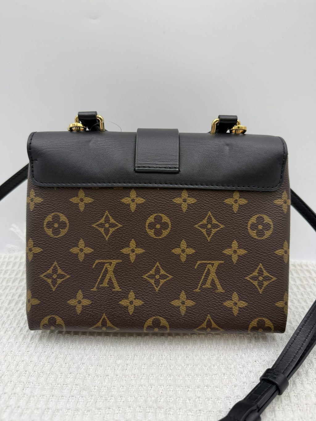 louis vuitton locky bb monogram and black coated canvas and leather stock no 0073187