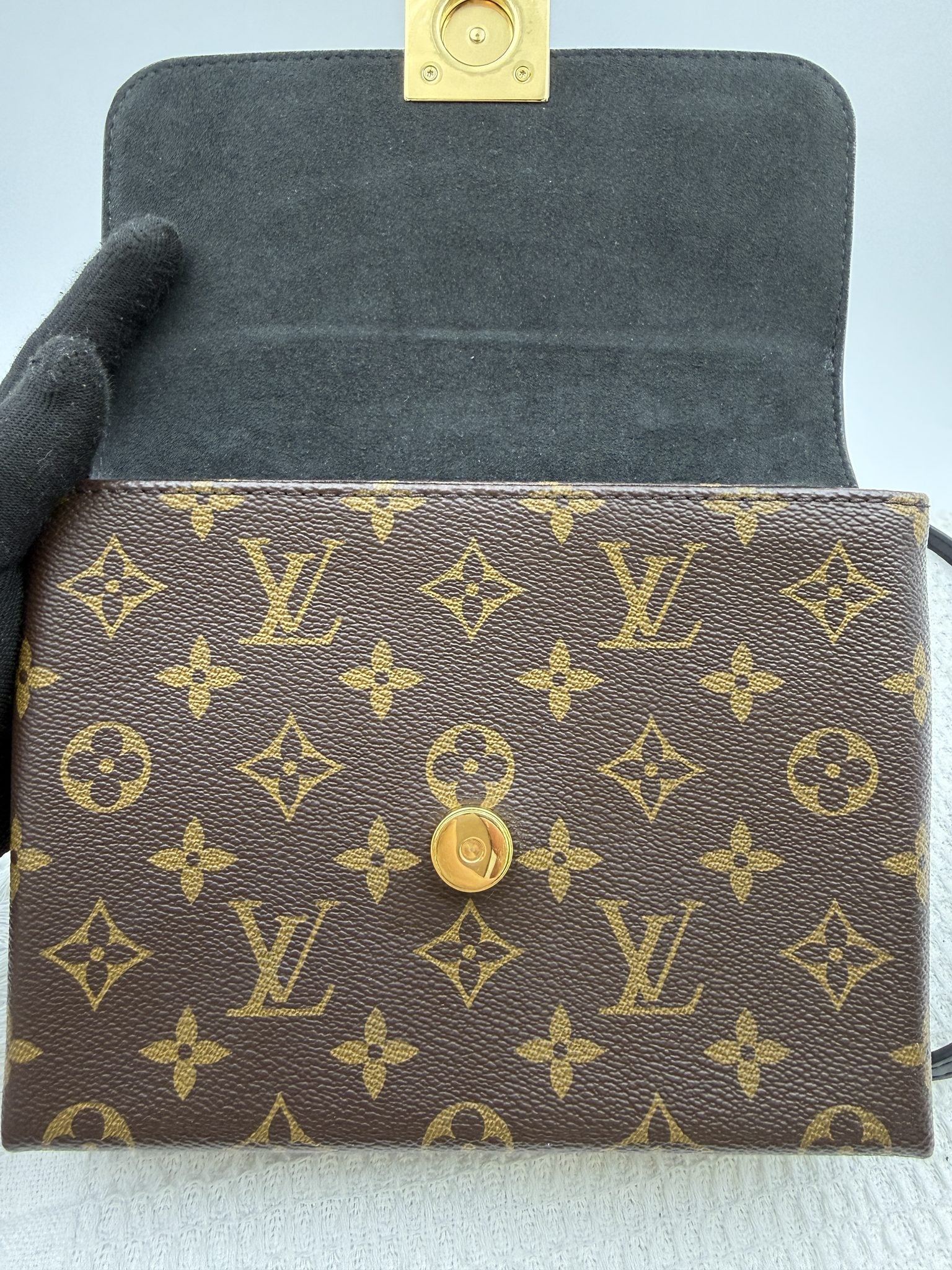 louis vuitton locky bb monogram and black coated canvas and leather stock no 0073187