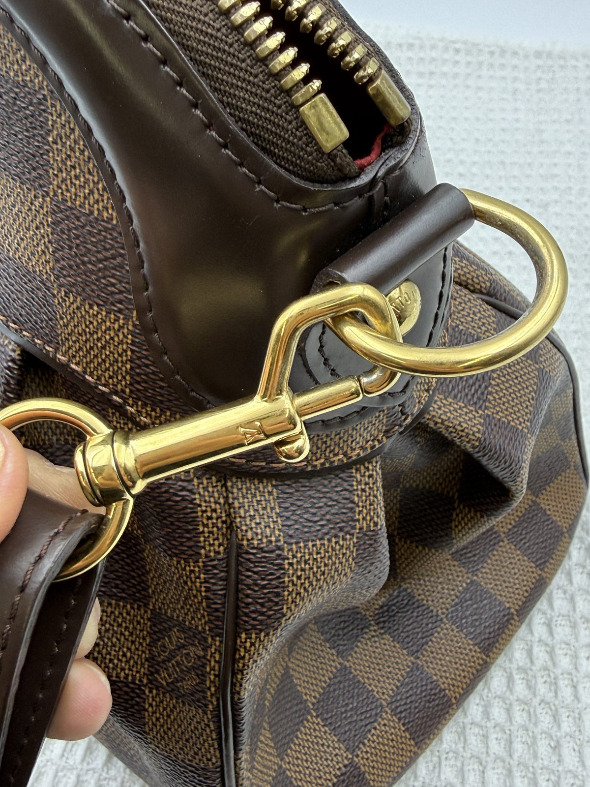 louis vuitton trevi pm damier ebene coated canvas and leather stock no 0256009