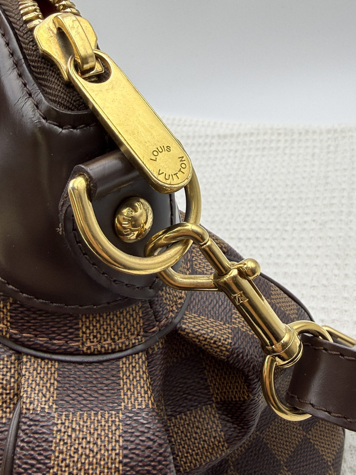 louis vuitton trevi pm damier ebene coated canvas and leather stock no 0256009