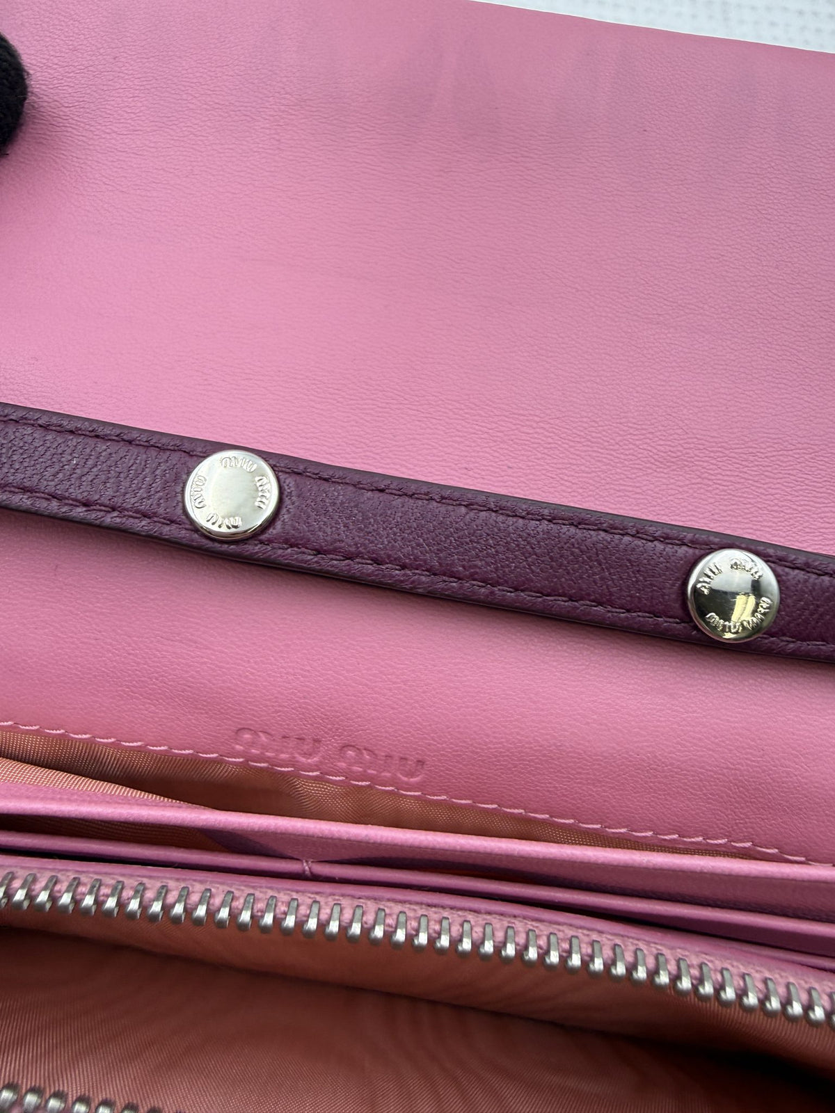 miu miu matelass pink and burgundy leather stock no 0051051