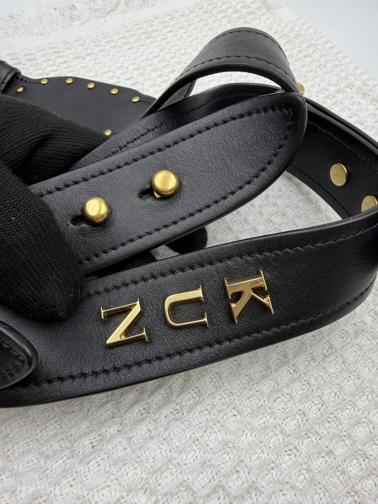 prada cahier white and black leather stock no 0073205