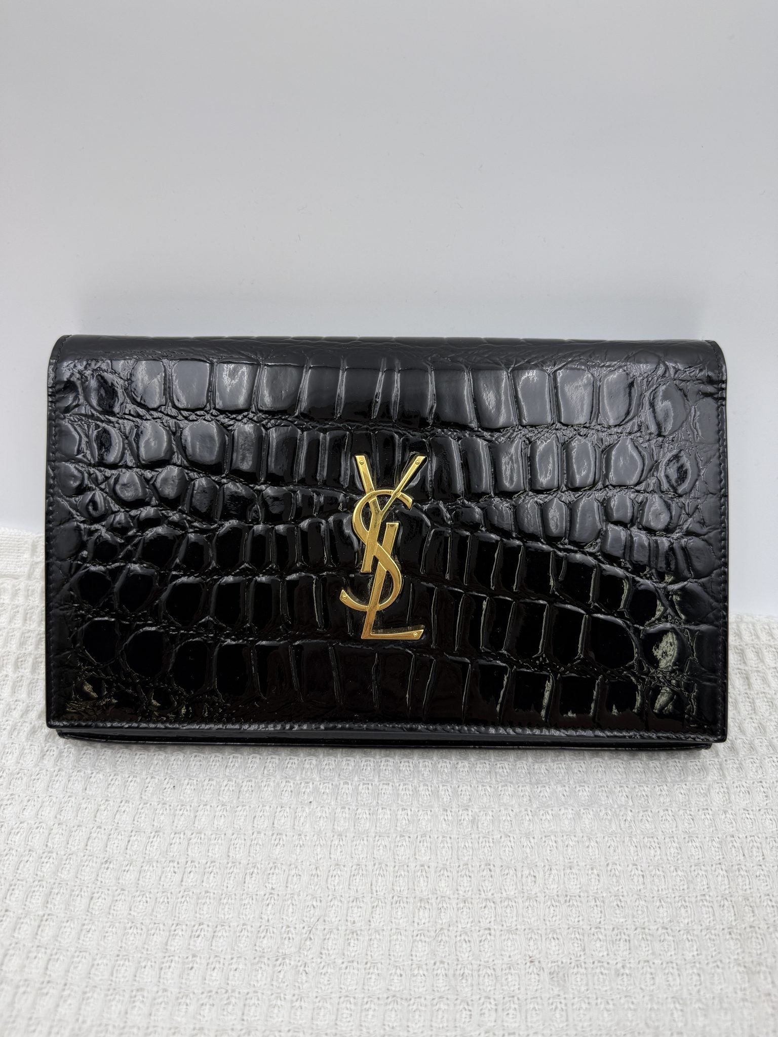 saint laurent kate black croc embossed leather stock no 0166032