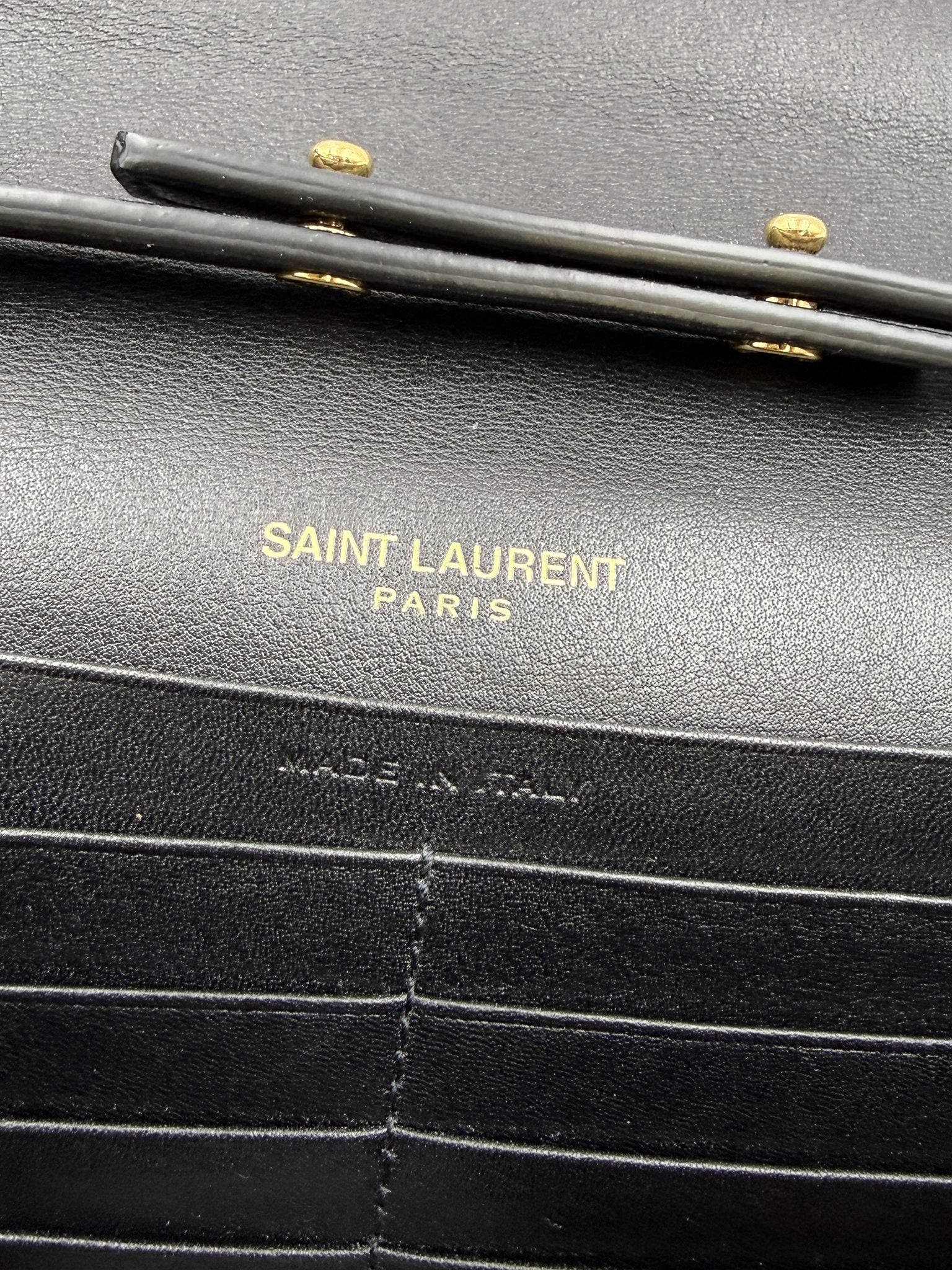 saint laurent kate black croc embossed leather stock no 0166032