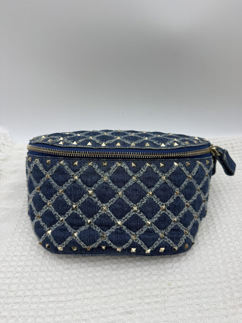 valentino garavani denim studded shoulder bag blue denim and leather stock no 0092112